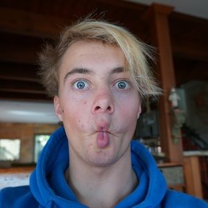 Meet your Posher, Beck